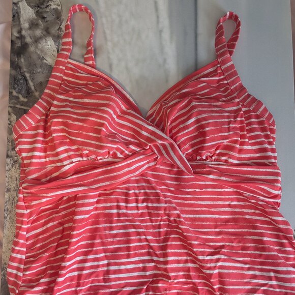 Tankini top - Picture 1 of 3